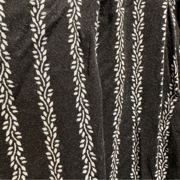 Torrid Black and White Stripe Challis Tie Front Pant Missing Belt Size 2x​ - Picture 10 of 13